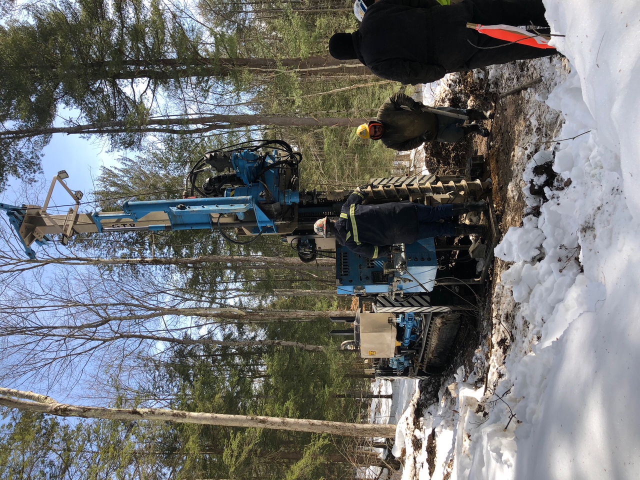 Usnig performance drilling equipment